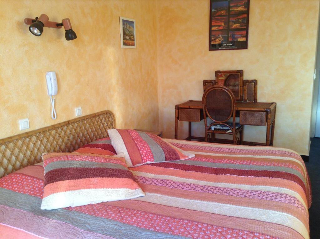 Hotel La Caravelle Fréjus Kültér fotó