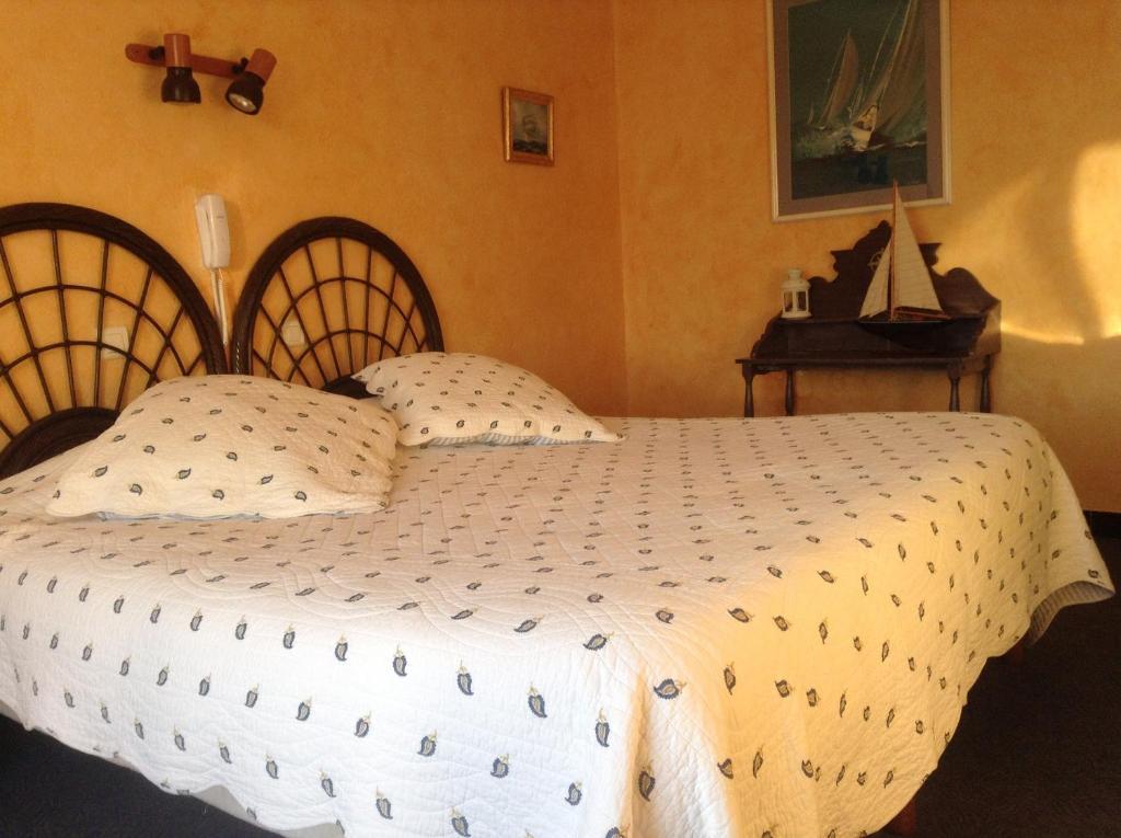 Hotel La Caravelle Fréjus Kültér fotó