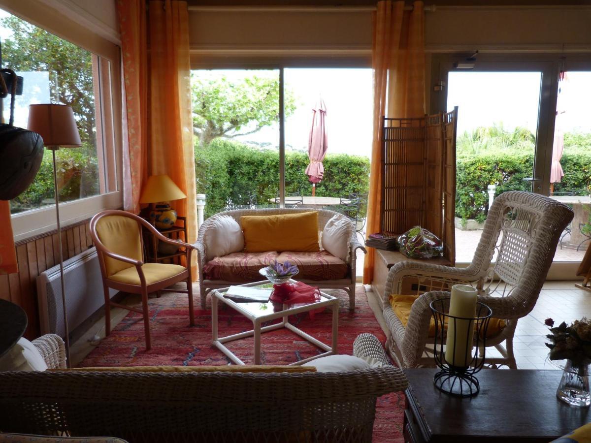 Hotel La Caravelle Fréjus Kültér fotó